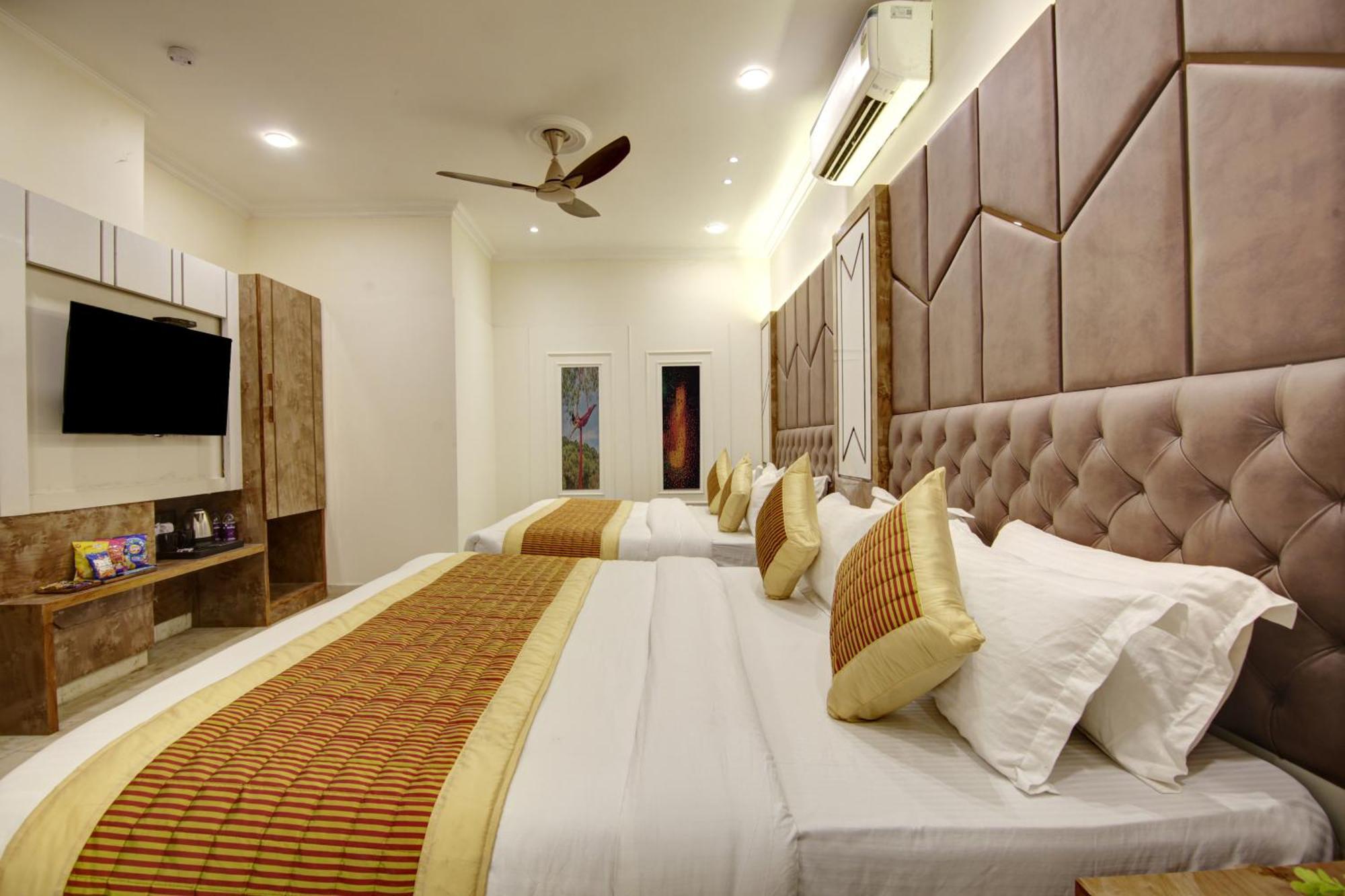 Bless Inn - Near Connaught Place Nowe Delhi Zewnętrze zdjęcie