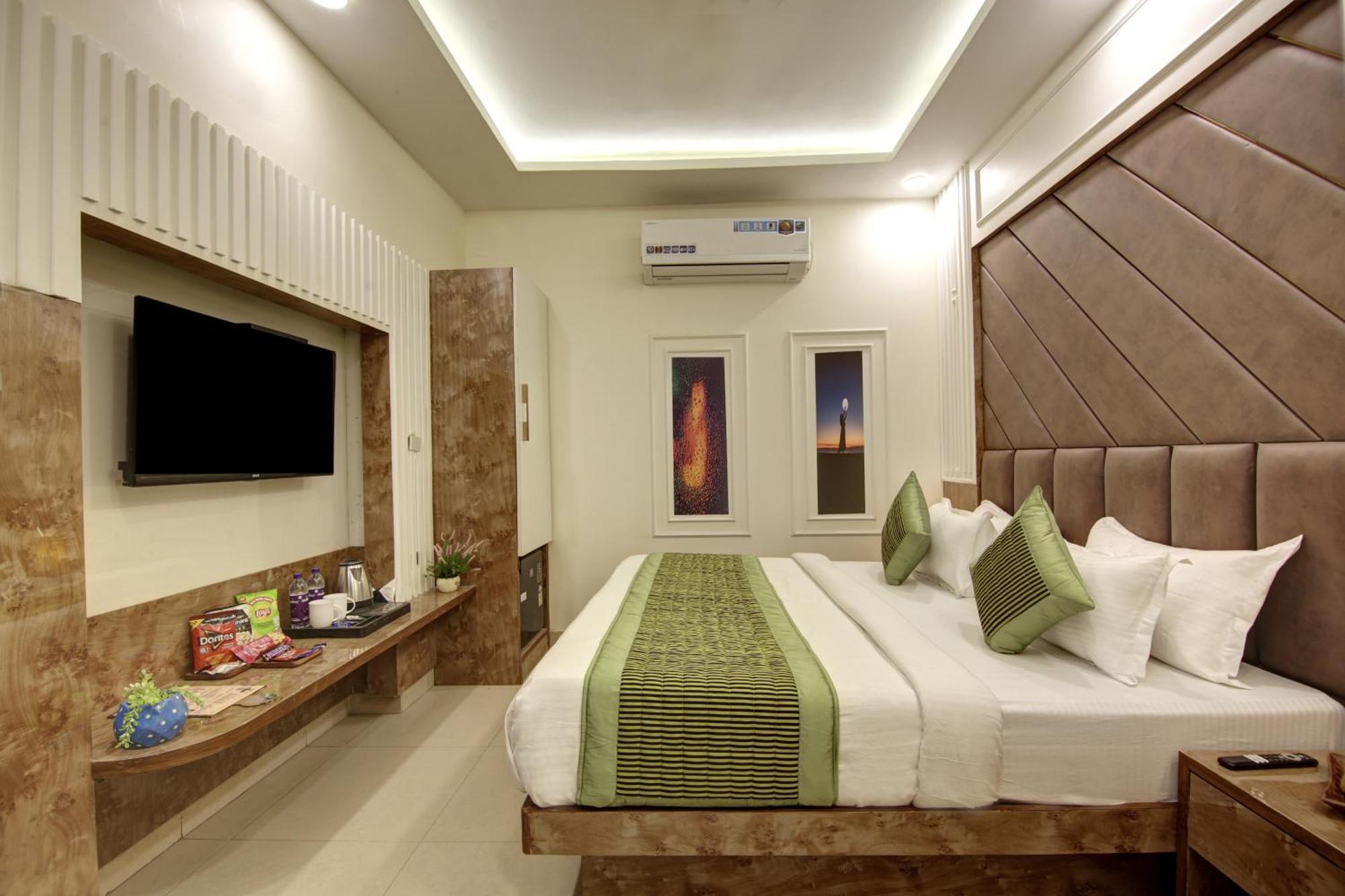 Bless Inn - Near Connaught Place Nowe Delhi Zewnętrze zdjęcie