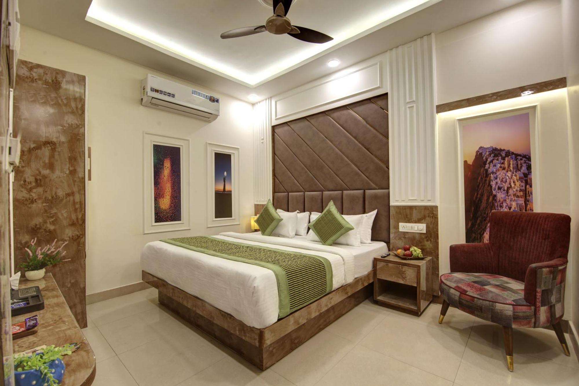Bless Inn - Near Connaught Place Nowe Delhi Zewnętrze zdjęcie