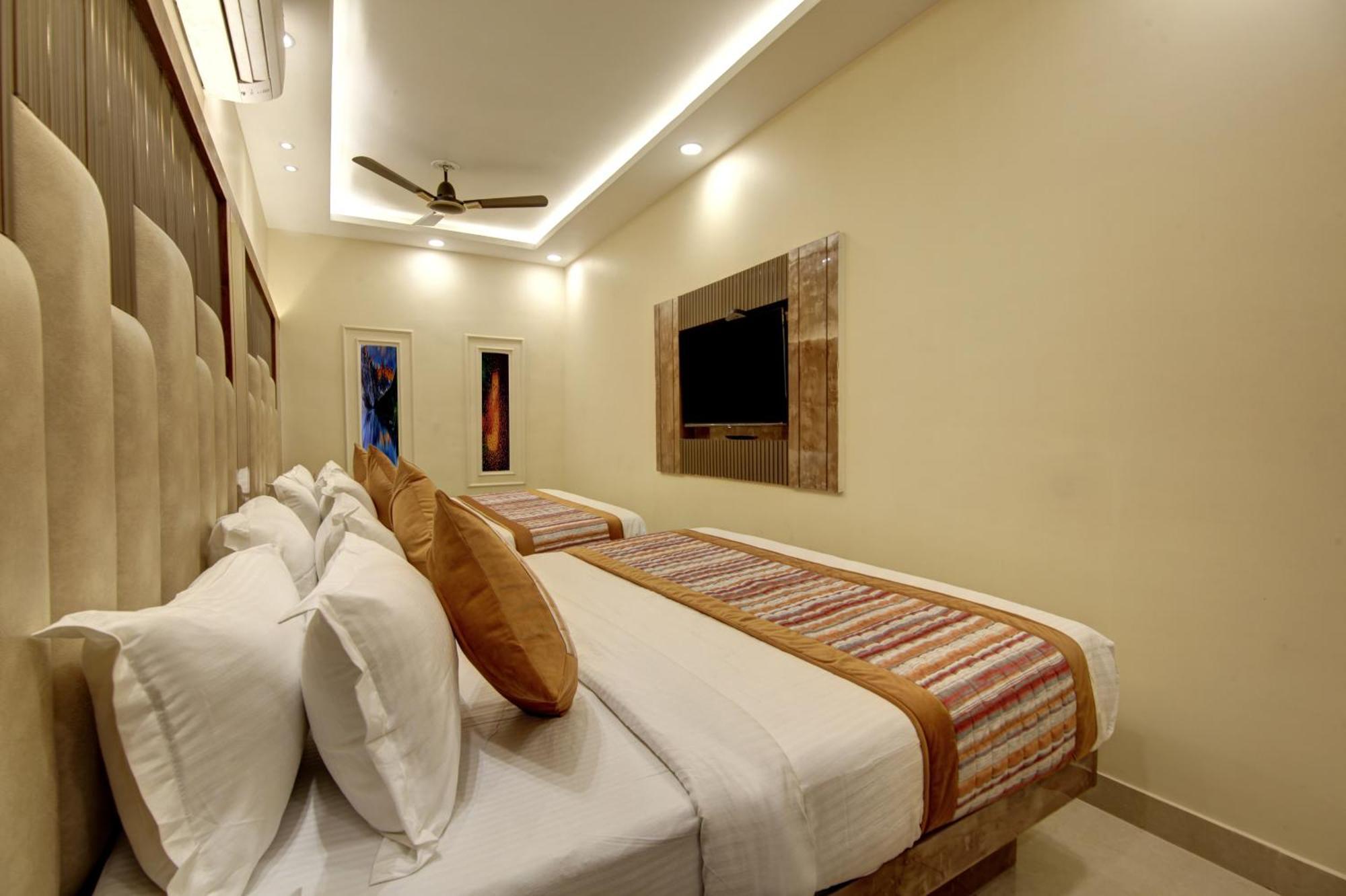 Bless Inn - Near Connaught Place Nowe Delhi Zewnętrze zdjęcie