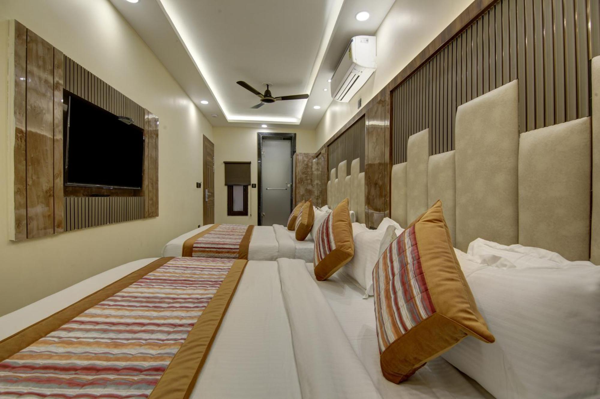Bless Inn - Near Connaught Place Nowe Delhi Zewnętrze zdjęcie
