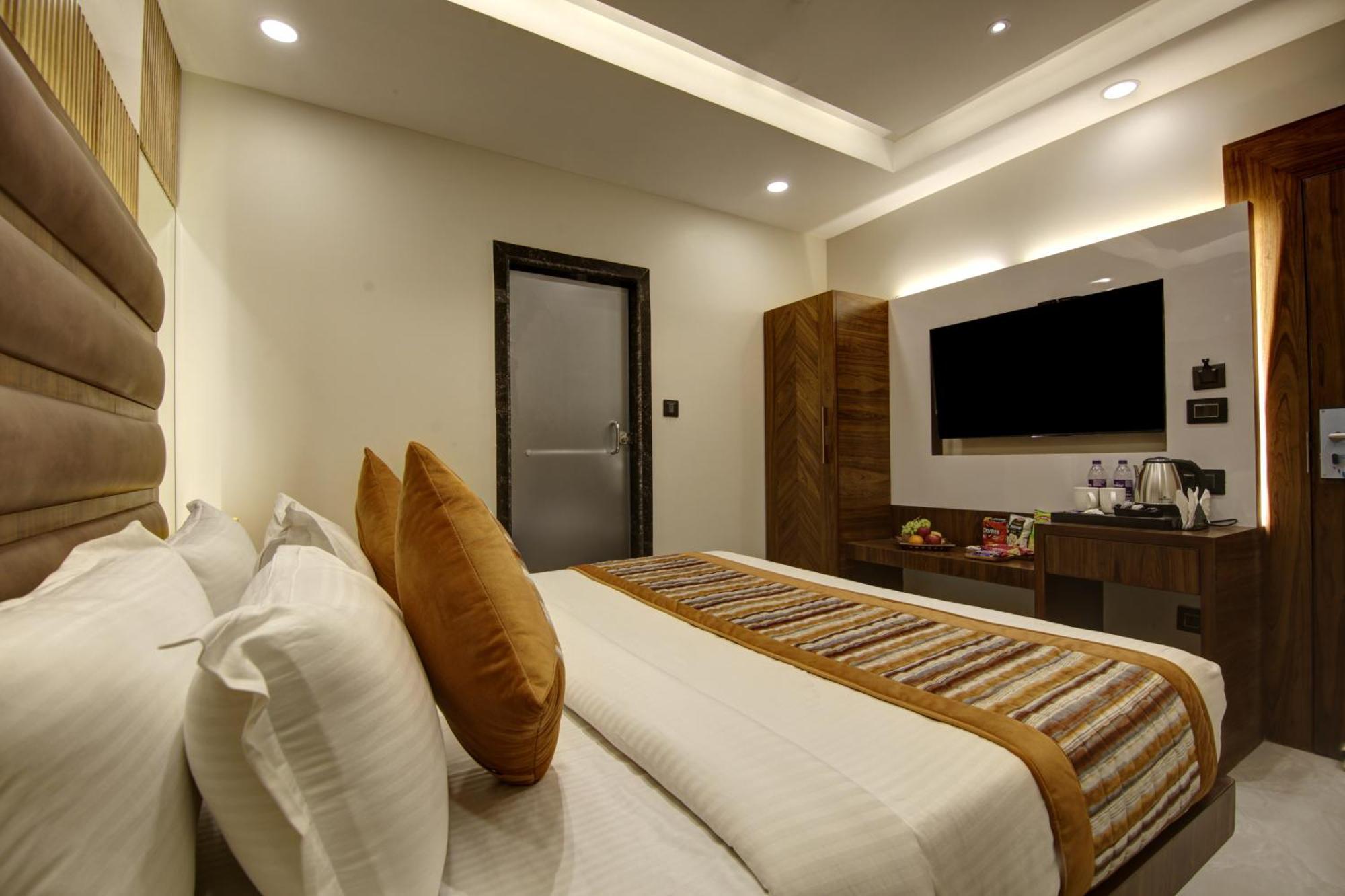 Bless Inn - Near Connaught Place Nowe Delhi Zewnętrze zdjęcie